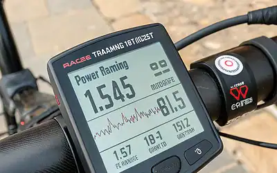 Datos que indican que hay que bajar el ritmo entrenando en bicicleta