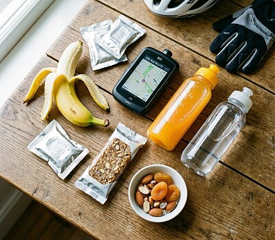 Qué Comer en una Marcha Cicloturista de 100 km (2026)