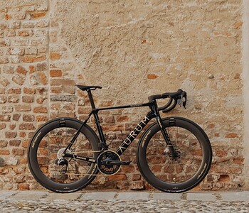 Aurum Magma AU109: La Bicicleta del Giro