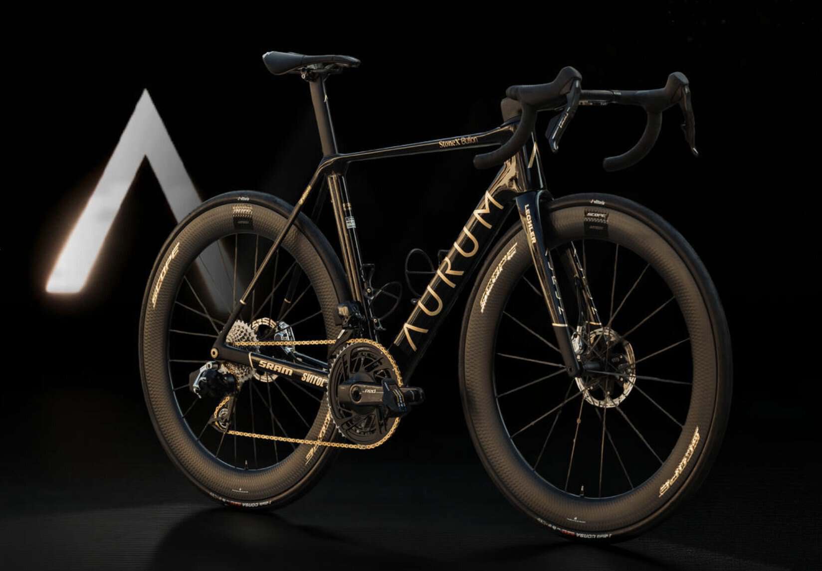 Aurum Magma AU109 con acabado en hoja de oro de 24 quilates para el Giro de Italia 2026