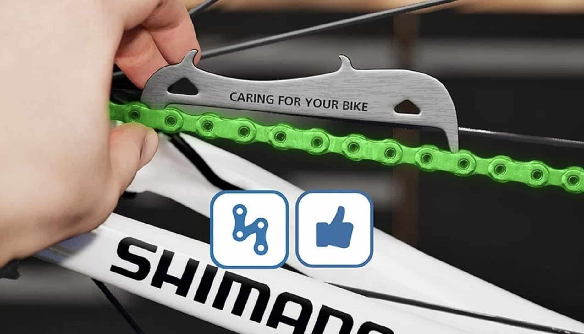 Cómo usar el medidor de cadena Shimano: insertar entre eslabones para comprobar desgaste
