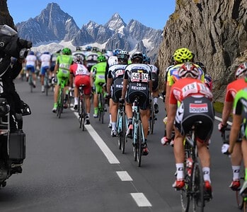 Motos de TV en el ciclismo