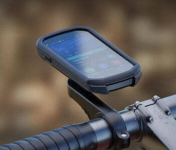 La UCI no permite GPS grandes