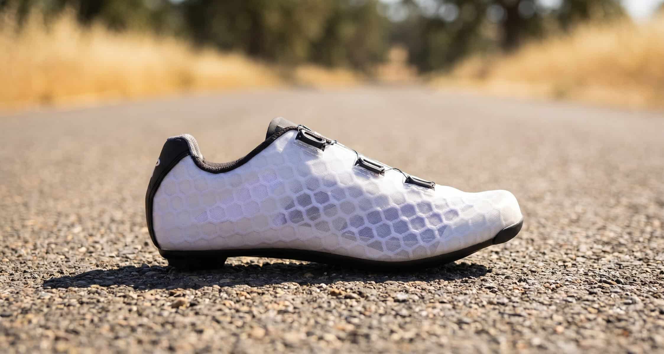 Ekoi R4 detalle suela carbono y sistema cierre BOA Li2 — test en carretera en condiciones reales