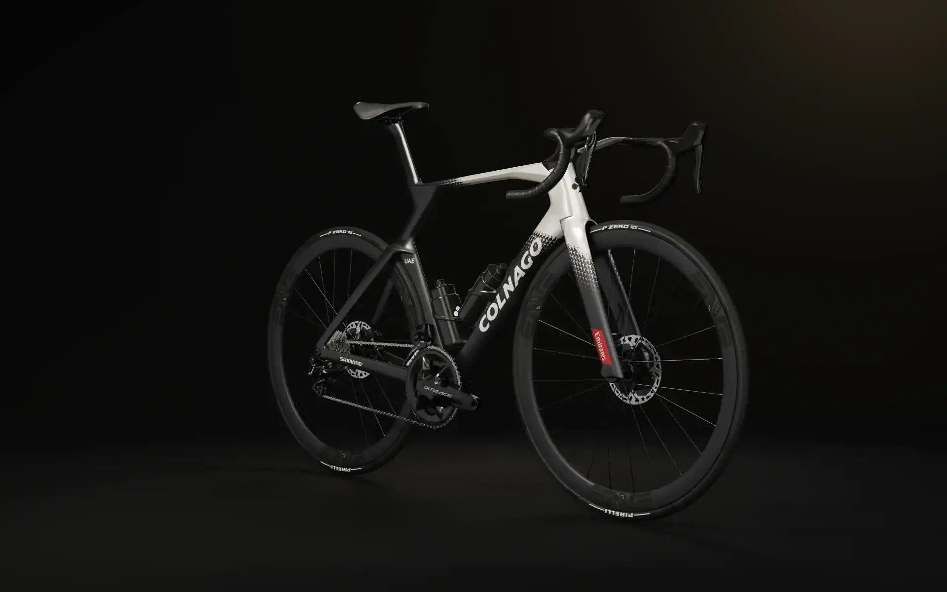 Tecnología WYND manillar CC.Y1 y tubo diagonal curvo Colnago Y1RS aerodinámica