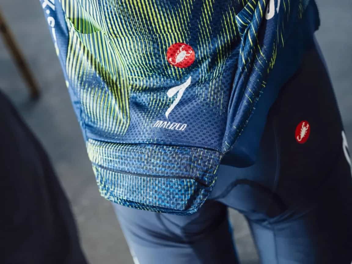 Prototipo del airbag de Castelli y RAGAZ integrado en el maillot del Soudal Quick-Step