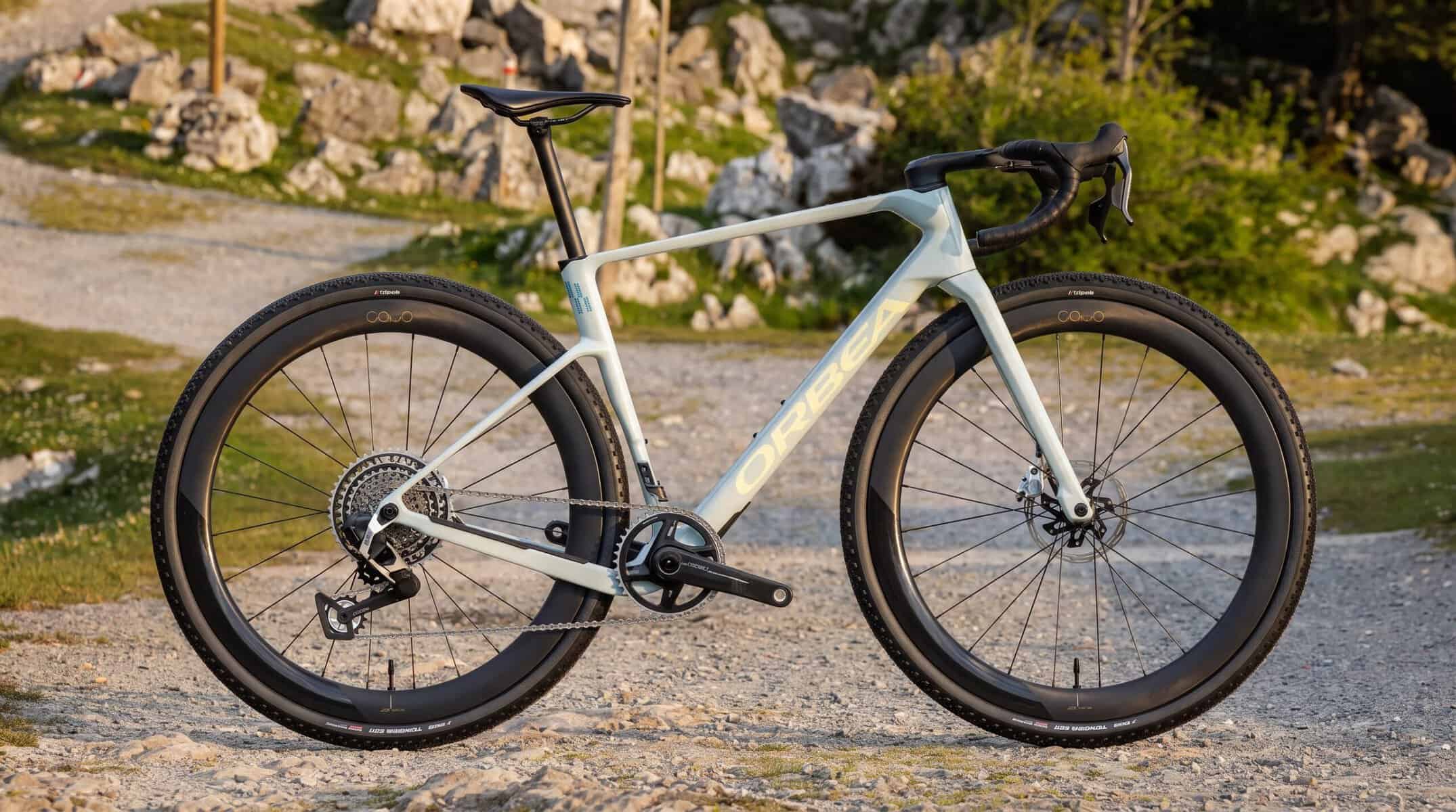 Orbea Terra Race comparada con la Terra estándar