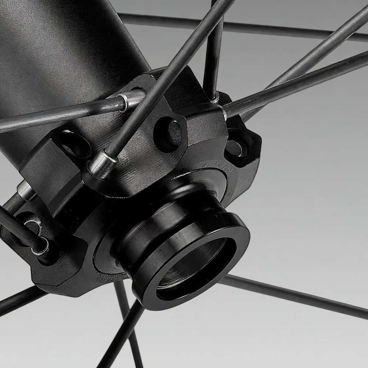 Bujes ultraligeros y sistema de rueda libre ID360 de la Mavic Crossmax Ultimate