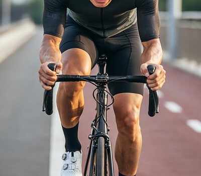 Dolor en las piernas al montar en bicicleta