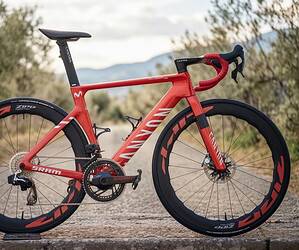 Canyon Aeroad CFR de Enric Mas